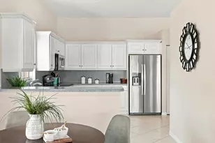1295 Windsor Ln, Weston, FL 33327 - Photo 13