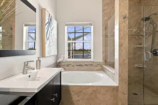 1295 Windsor Ln, Weston, FL 33327 - Photo 23