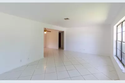 815 Peppertree Court, Wellington, FL 33414 - Photo 3