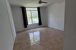 3710 Inverrary Dr, Lauderhill, FL 33319 - Photo 13