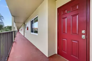 12800 SW 7th Ct, Pembroke Pines, FL 33027 - Photo 27