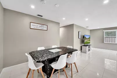 921 NW 14th Street, Fort Lauderdale, FL 33311 - Photo 17
