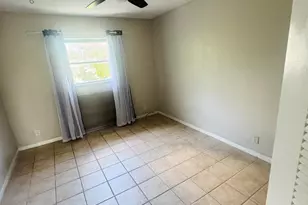 260 NW 19th St, Boca Raton, FL 33432 - Photo 3