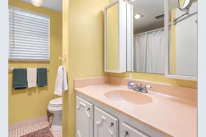 3755 Via Poinciana #402, Lake Worth, FL 33467 - Photo 15