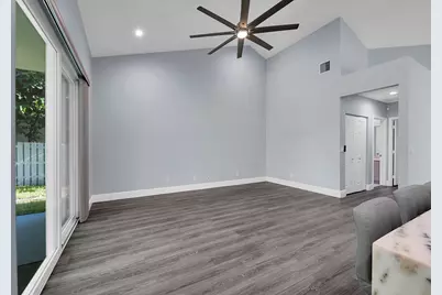 4166 NW 66th Terrace, Coral Springs, FL 33067 - Photo 15