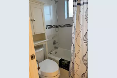 450 Paradise Isle Boulevard #201, Hallandale Beach, FL 33009 - Photo 13