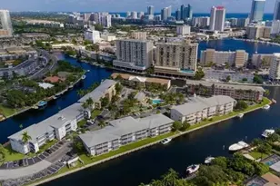450 Paradise Isle Blvd, Hallandale Beach, FL 33009 - Photo 17