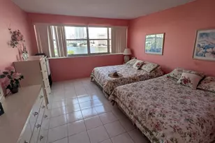 111 Golden Isles Dr, Hallandale Beach, FL 33009 - Photo 9