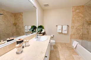 2475 Brickell Ave, Miami, FL 33129 - Photo 15