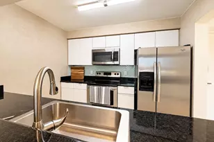 2475 Brickell Ave, Miami, FL 33129 - Photo 7