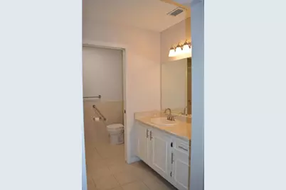 301 Sabal Ridge Circle #F, Palm Beach Gardens, FL 33418 - Photo 11