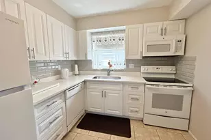 2666 Emory Dr E, West Palm Beach, FL 33415 - Photo 3