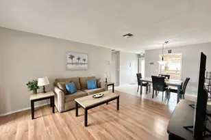2666 Emory Dr E, West Palm Beach, FL 33415 - Photo 9