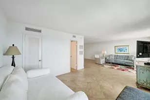 1051 Hillsboro Mile, Hillsboro Beach, FL 33062 - Photo 33