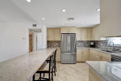 1051 Hillsboro Mile #906E, Hillsboro Beach, FL 33062 - Photo 13