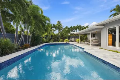 4230 NE 19th Avenue, Oakland Park, FL 33308 - Photo 5