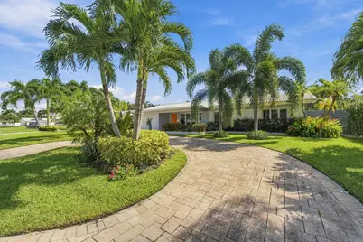 4230 NE 19th Avenue, Oakland Park, FL 33308 - Photo 1