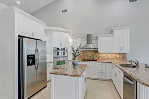 139 Brookhaven Ct, Palm Beach Gardens, FL 33418 - Photo 9