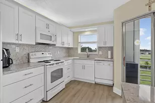 3871 Via Poinciana, Lake Worth, FL 33467 - Photo 23