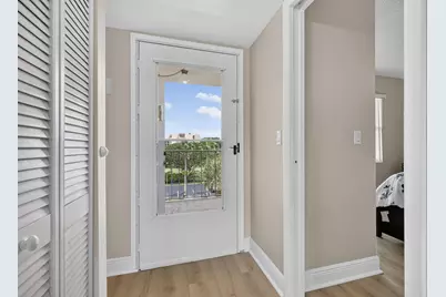 3871 Via Poinciana #407, Lake Worth, FL 33467 - Photo 3