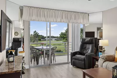 3871 Via Poinciana #407, Lake Worth, FL 33467 - Photo 15
