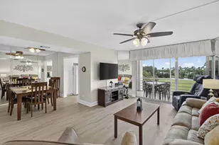3871 Via Poinciana, Lake Worth, FL 33467 - Photo 13