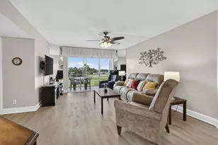 3871 Via Poinciana, Lake Worth, FL 33467 - Photo 11
