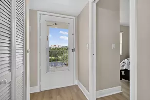3871 Via Poinciana, Lake Worth, FL 33467 - Photo 3