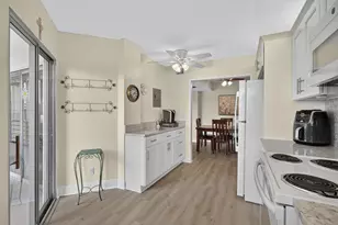 3871 Via Poinciana, Lake Worth, FL 33467 - Photo 25