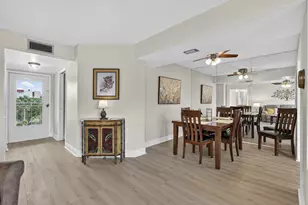 3871 Via Poinciana, Lake Worth, FL 33467 - Photo 19