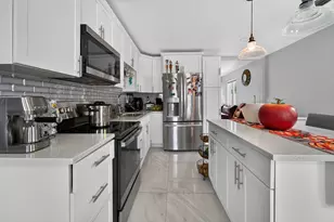 946 McIntosh St, West Palm Beach, FL 33405 - Photo 11