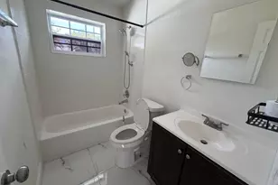 421 NE 11th St, Fort Lauderdale, FL 33304 - Photo 7