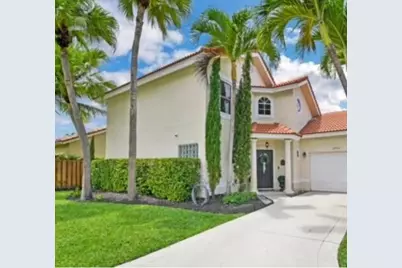 1752 Harborside Circle, Wellington, FL 33414 - Photo 3