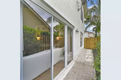 1752 Harborside Circle, Wellington, FL 33414 - Photo 27