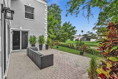 23281 Butterfly Palm Court, Boca Raton, FL 33433 - Photo 43