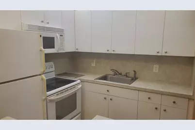 169 Newport K #169, Deerfield Beach, FL 33442 - Photo 5