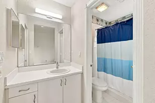 10627 NW 7th St, Pembroke Pines, FL 33026 - Photo 21