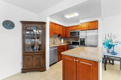 3015 Berkshire A, Deerfield Beach, FL 33442 - Photo 7