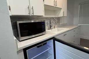 8105 NW 61st St, Tamarac, FL 33321 - Photo 29