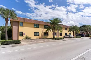 120 N M St, Lake Worth Beach, FL 33460 - Photo 3