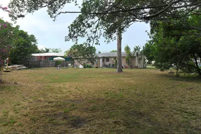 730 W Ilex Drive, Lake Park, FL 33403 - Photo 13