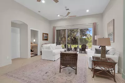 831 Island Club Square, Vero Beach, FL 32963 - Photo 5