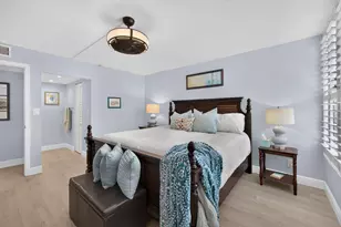 8 Royal Palm Way, Boca Raton, FL 33432 - Photo 25