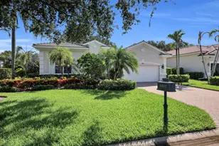 1417 W Island Club Square, Vero Beach, FL 32963 - Photo 1