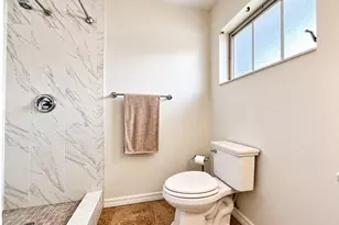 2920 Crosley Dr E, West Palm Beach, FL 33415 - Photo 7