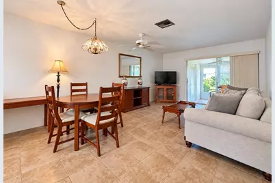 2920 Crosley Drive E #E, West Palm Beach, FL 33415 - Photo 5