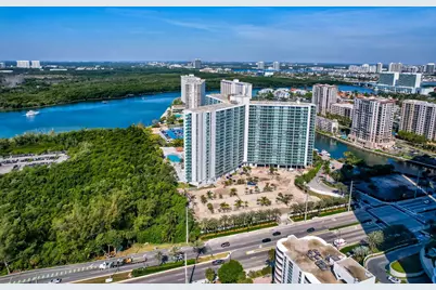 100 Bayview Drive #620, Sunny Isles Beach, FL 33160 - Photo 61