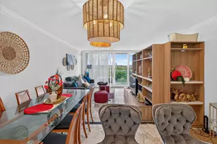 100 Bayview Dr, Sunny Isles Beach, FL 33160 - Photo 21