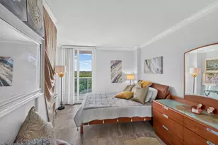 100 Bayview Dr, Sunny Isles Beach, FL 33160 - Photo 33