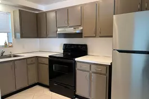 6542 SW 41st St, Davie, FL 33314 - Photo 3